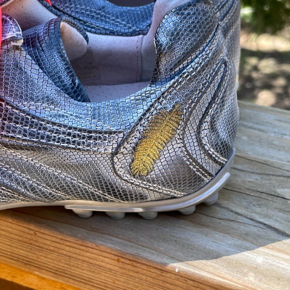 New Henry & Magda Golf Shoes - Picture 11 of 13